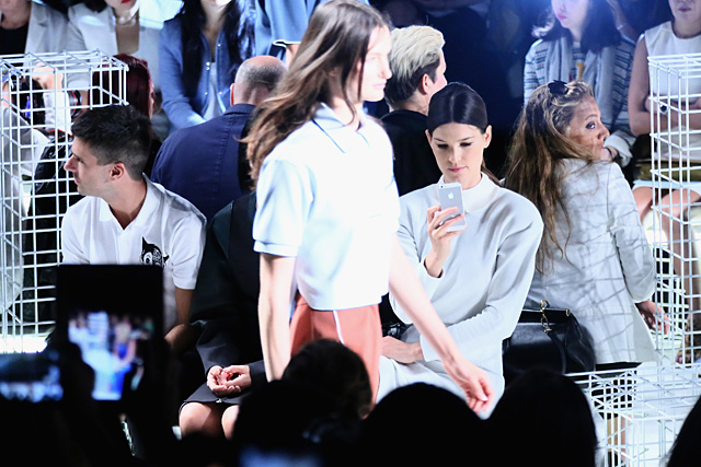 Блогеров не пригласят на неделю моды в Нью-Йорке (фото 1)