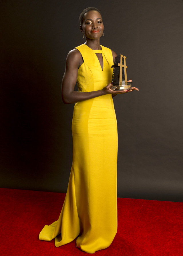 Девушка недели: Лупита Нионго (фото 12)