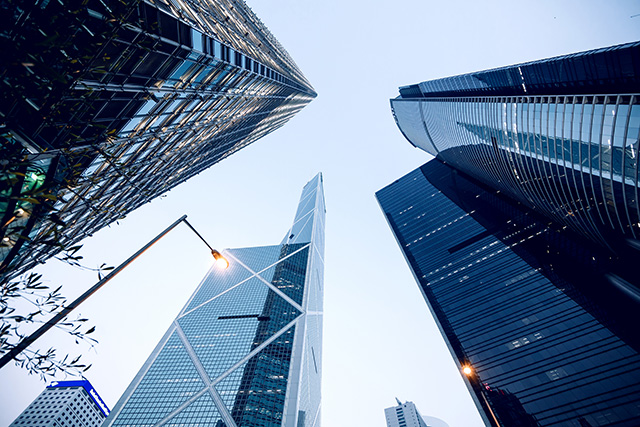 Здесь, как и в Нью-Йорке, у меня быстро начала затекать шея: количество высоток зашкаливает Путевые заметки: Гонконг (фото 2)