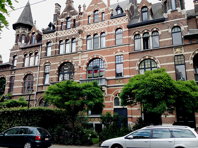 Есть, бродить, покупать: путеводитель по неочевидным местам Антверпена (фото 1)