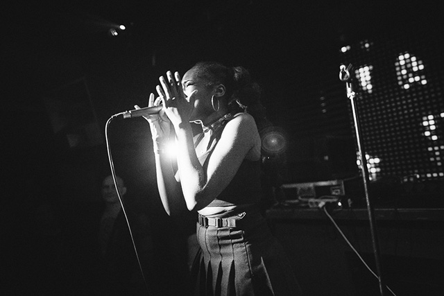 Интервью Buro 24/7: певица и дитя 90-х Moko (фото 4)