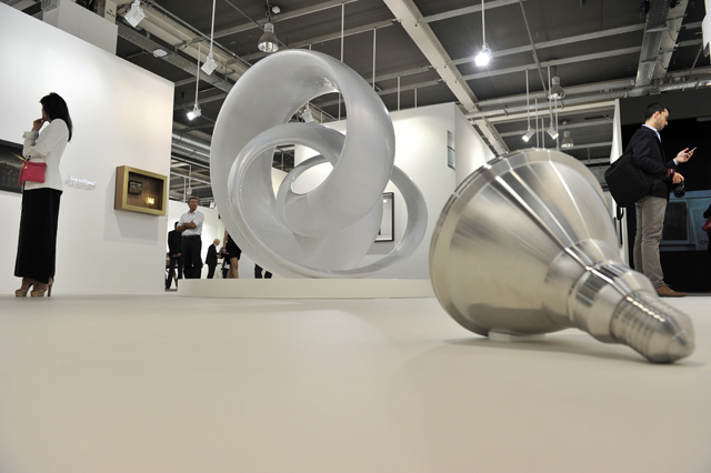 Mariko Mori. Cyclic I Art Basel 2014: гид по ярмарке (фото 3)