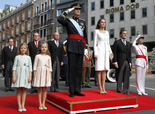 Фелипе VI официально стал королем Испании (фото 3)