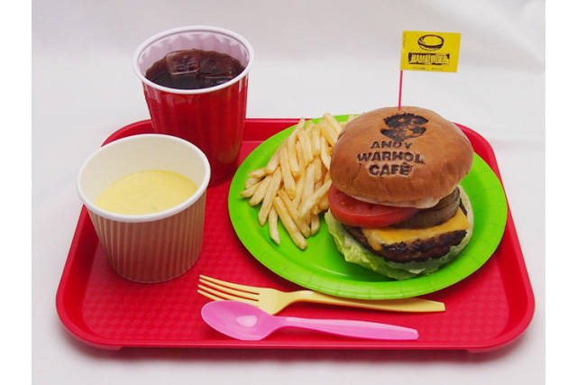 В Токио открылось pop-up-кафе Энди Уорхола (фото 2)