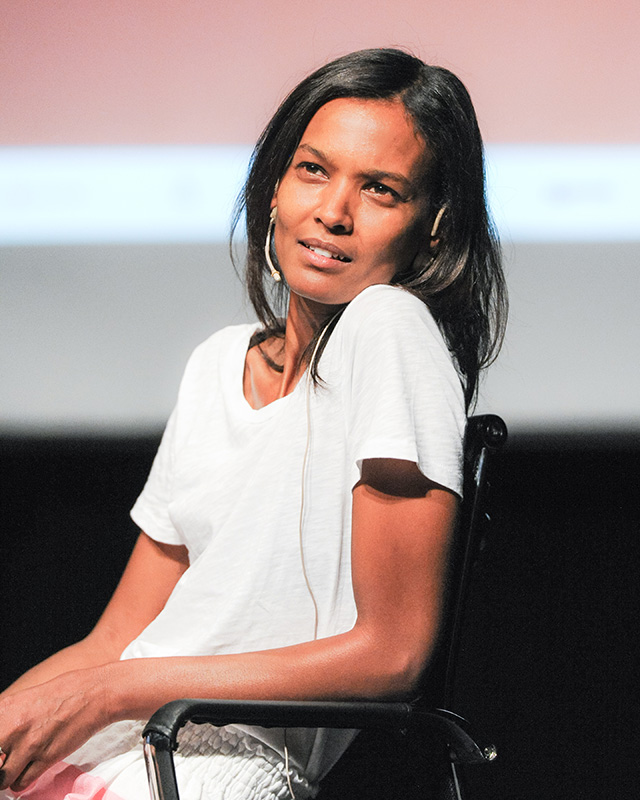 Стефано Тонки, JR и Тим Уолкер на фестивале искусств в Стамбуле (фото 3)