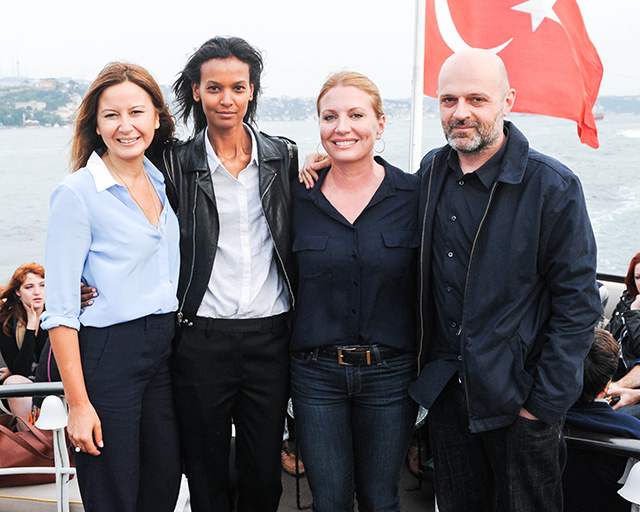 Стефано Тонки, JR и Тим Уолкер на фестивале искусств в Стамбуле (фото 14)