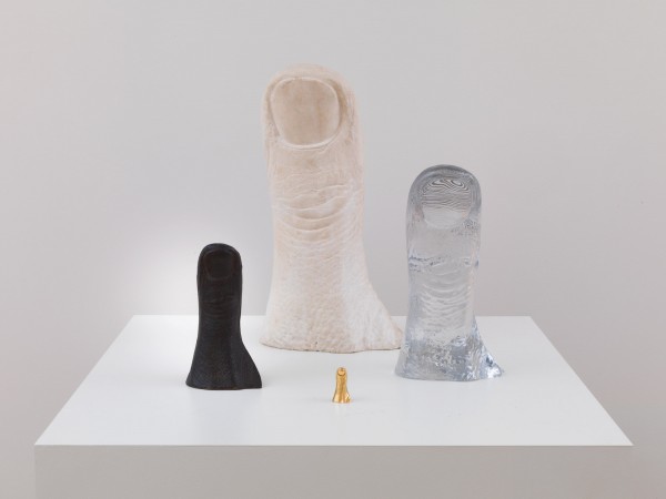 Lanvin откроет выставку "Сезар" (фото 3)