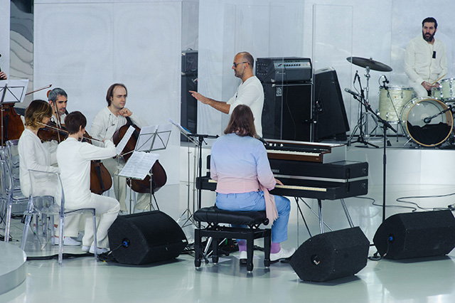 Неделя высокой моды в Париже: Chanel, весна 2014 (фото 3)