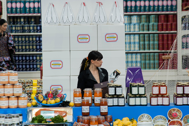 Обзор Buro 24/7: Chanel, осень-зима 2014 (фото 4)