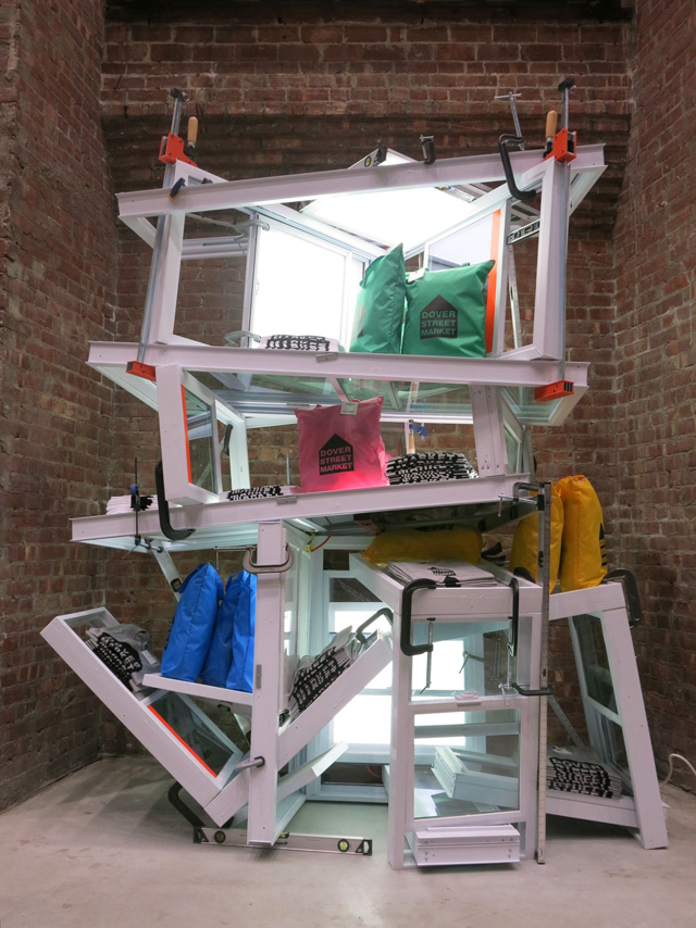 Graham Hudson 'Nom de Guerre' Экскурсия Buro 24/7: Dover Street Market New York (фото 5)