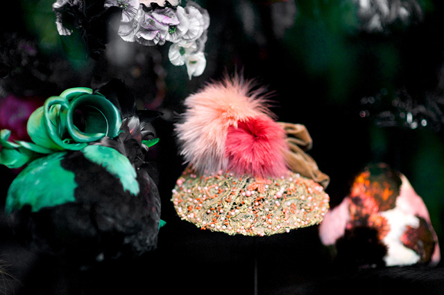 Выставка Дриса ван Нотена в Les Arts Décoratifs (фото 8)