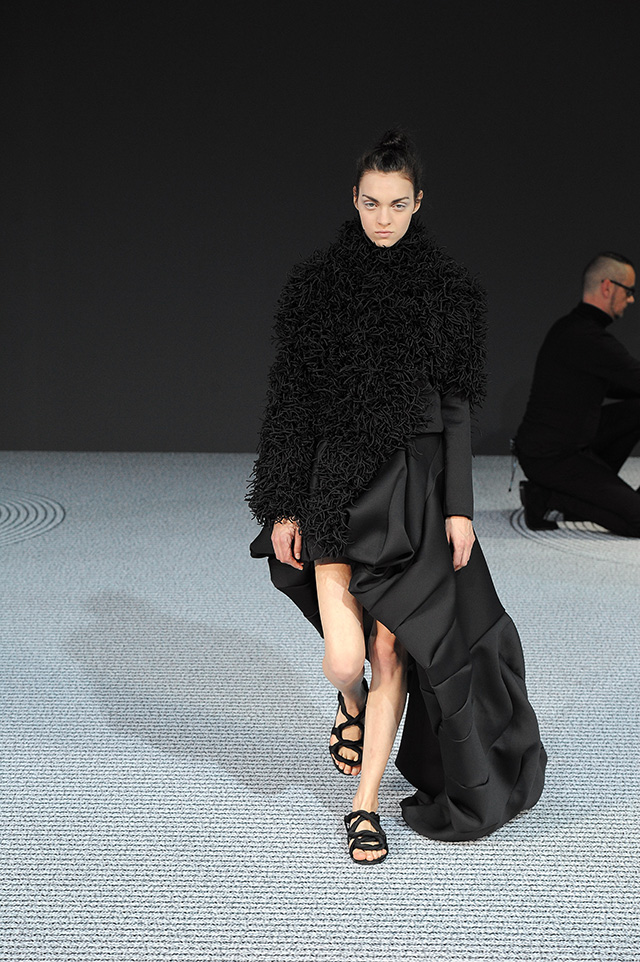 Обзор Buro 24/7: Viktor & Rolf Couture, осень-зима 2013/14 (фото 5)