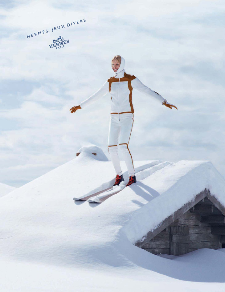 Иселин Стейро в снежной рекламной кампании Hermes (фото 1)