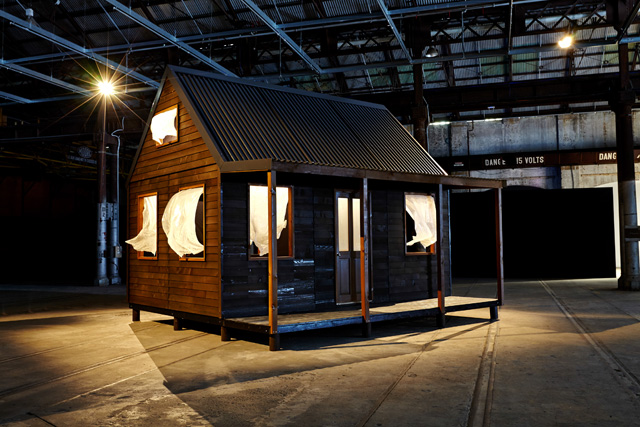 Габриэль Лестер. "Там, где обитают духи", 2014 Обзор Buro 24/7: Биеннале современного искусства в Сиднее (фото 7)