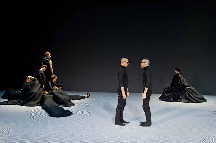 Обзор Buro 24/7: Viktor & Rolf Couture, осень-зима 2013/14 (фото 2)