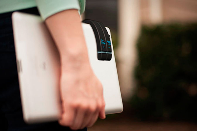 "Невидимые" наручники-клавиатура AirType (фото 2)