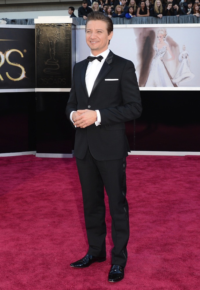 Джереми Реннер Джереми Реннер