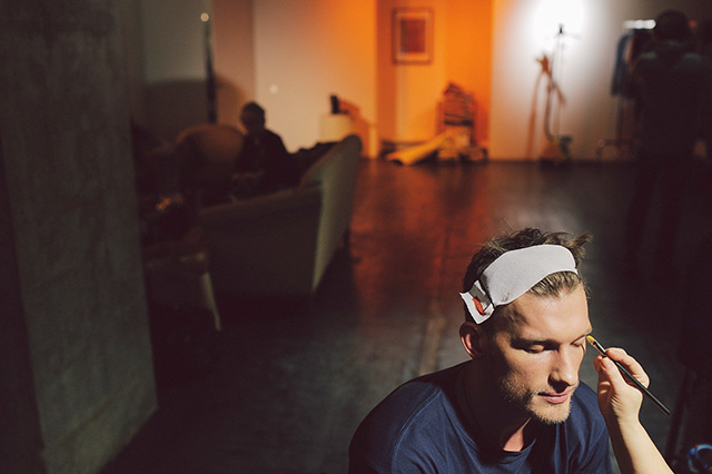 Специальный мужской проект Buro 24/7 и Giorgio Armani: backstage (фото 22)