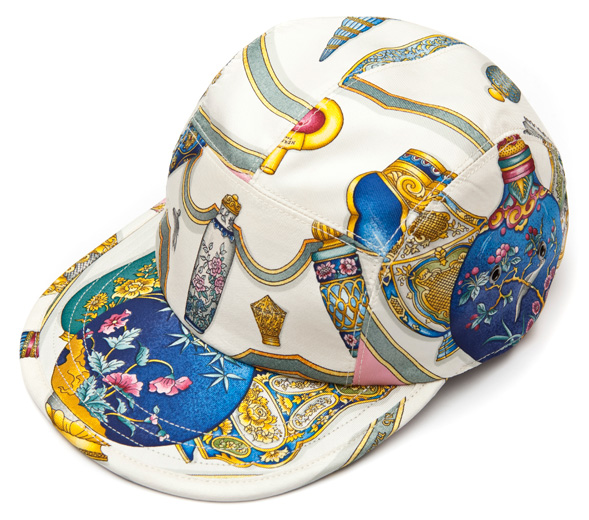 Кепки из винтажных платков Hermès и Céline (фото 5)