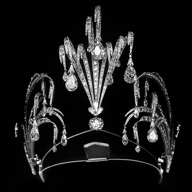 Архивное дело: чем навеяна коллекция Lumières d’Eau Chaumet (фото 1)