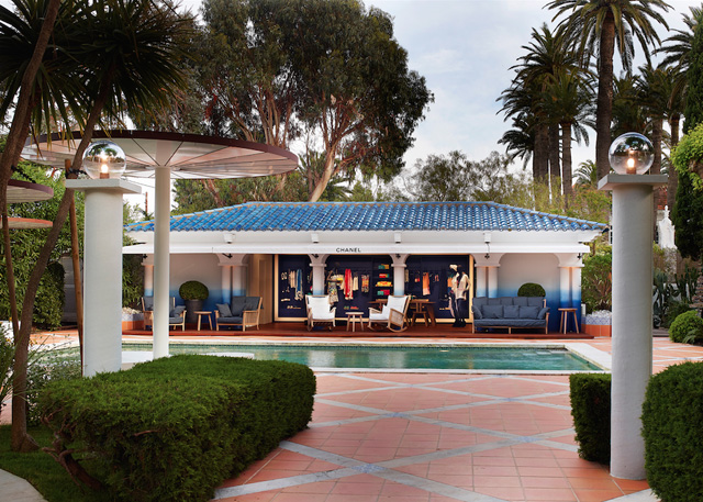 Pop-up store Chanel в Сен-Тропе (фото 1)