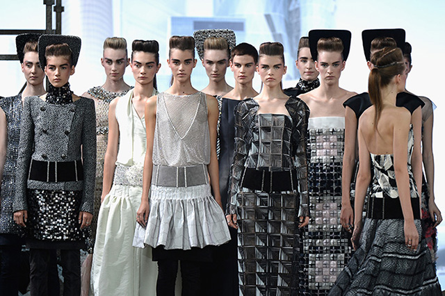 Обзор Buro 24/7: Chanel Couture, осень-зима 2013/14 (фото 1)