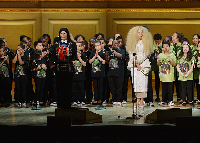 Glamour Magazine US выбрал "Женщину года" (фото 1)