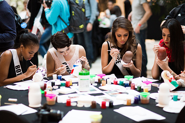 Fashion Day в "Крокус Сити Молл" перед конкурсом "Мисс Вселенная 2013" (фото 7)