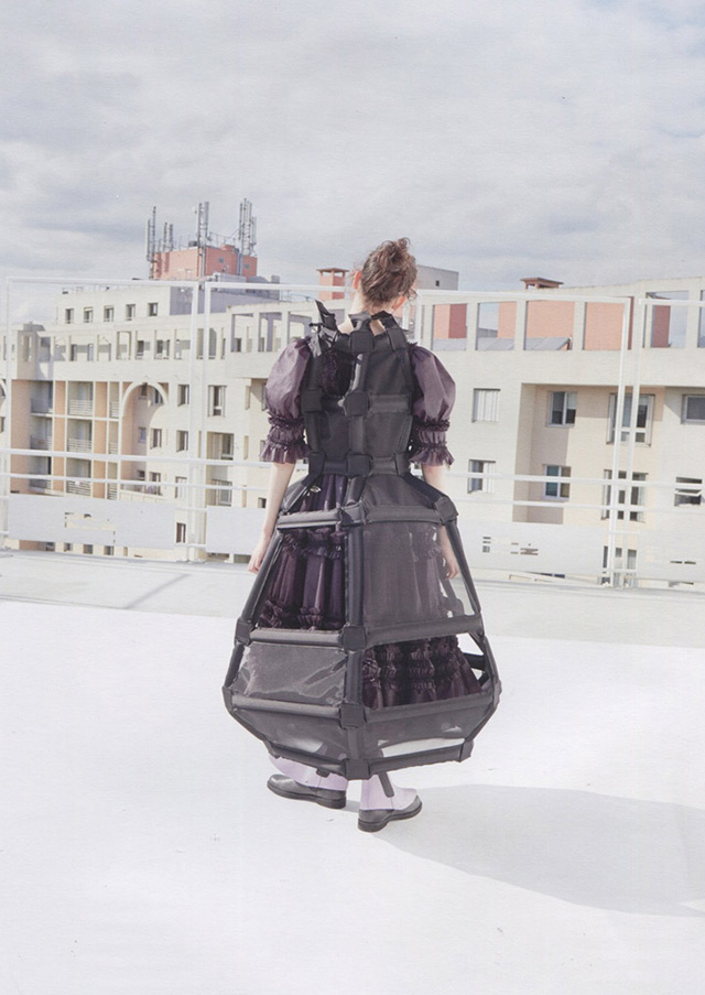 Лили Макменами в объективе Юргена Теллера для System (фото 8)