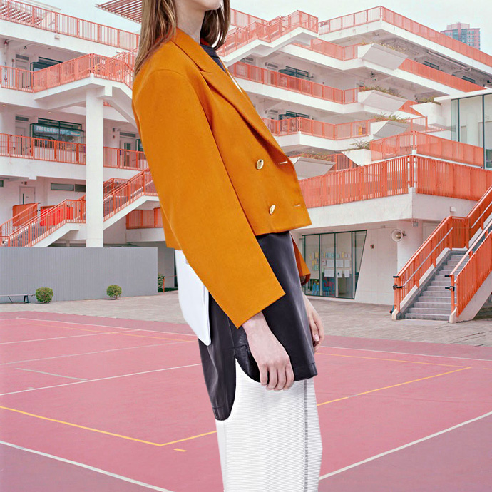 Тенденция: рубашки навыпуск (фото 4)