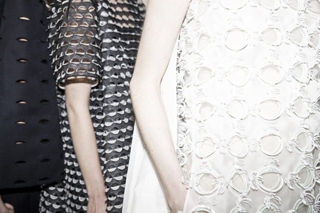 Эксклюзив Buro24/7: backstage Christian Dior, весна 2014 (фото 14)