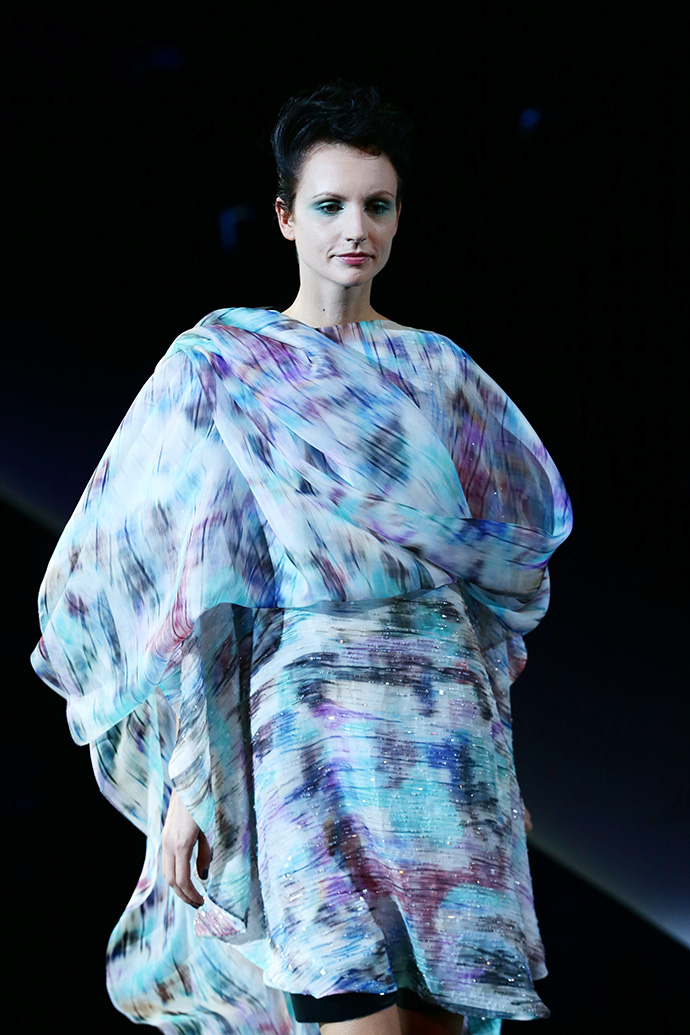 Обзор Buro 24/7: Giorgio Armani, весна-лето 2014 (фото 2)