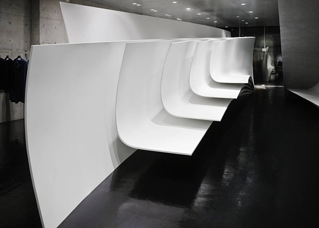 Персональная выставка архитектора Захи Хадид в Японии (фото 1)
