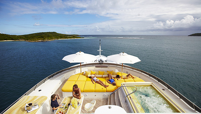 Unbridled, 58,2 м, Trinity Yachts, США, 2009 Спа-яхты: особый вид люксового яхтинга (фото 6)