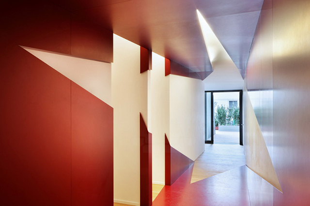 Сюрреалистический мир "Твин Пикса" в интерьере ресторана "18.13" (фото 2)