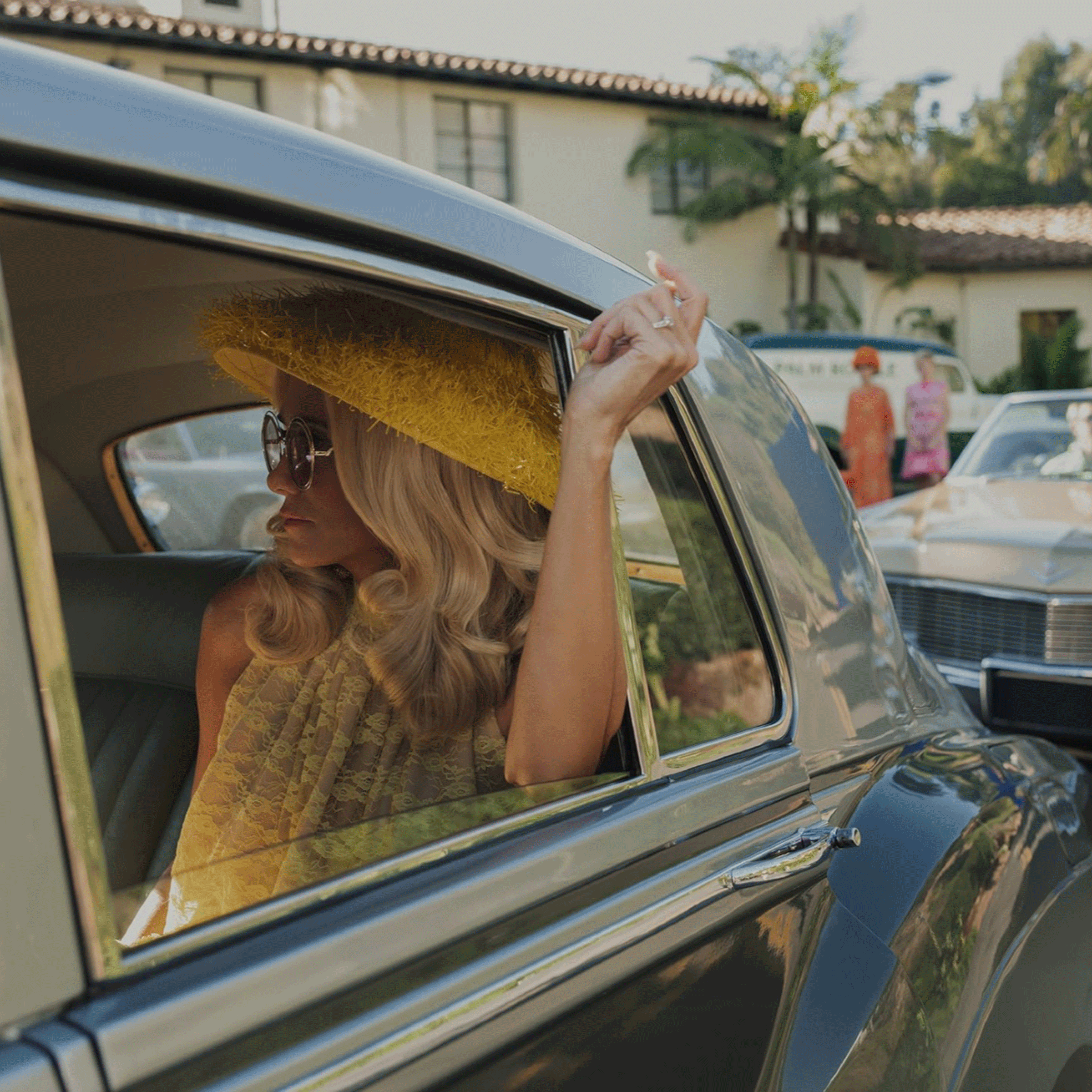 «Очень странные дела» и «Вампиры средней полосы»: какие сериалы смотреть в ноябре