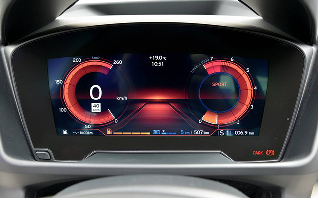 Навстречу будущему: гибридный спорткар BMW i8 (фото 1)