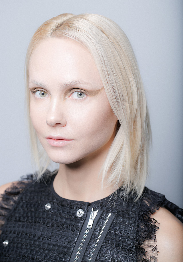 Платье Givenchy Точная копия: Ольга Карпуть в образе с показа Givenchy (фото 6)