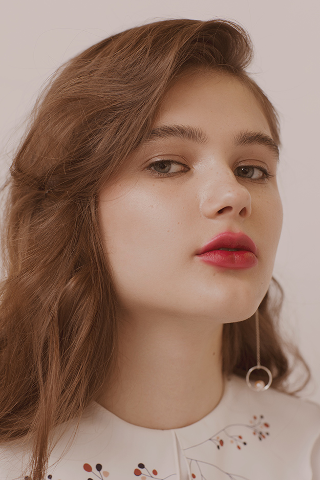 Четыре летних укладки на длинных волосах от стилиста Moroccanoil (фото 1)