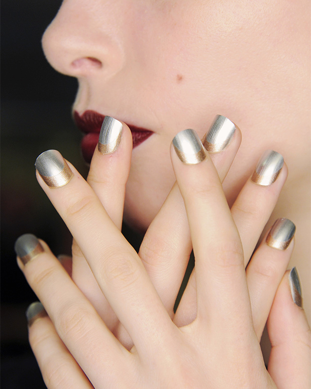 6 вариантов маникюра для новогодней вечеринки (фото 2)