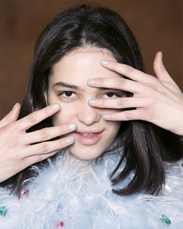 6 вариантов маникюра для новогодней вечеринки (фото 5)