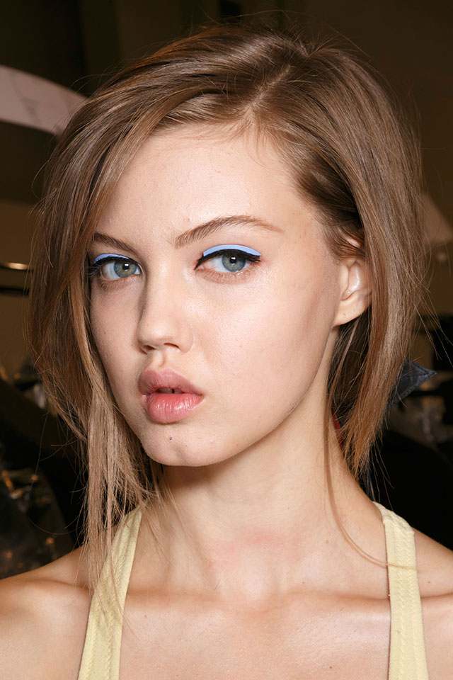 Красота в деталях: образ с показа Fendi (фото 3)