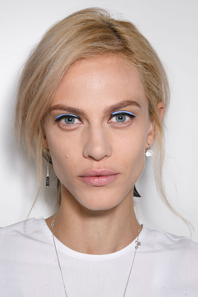 Красота в деталях: образ с показа Fendi (фото 4)