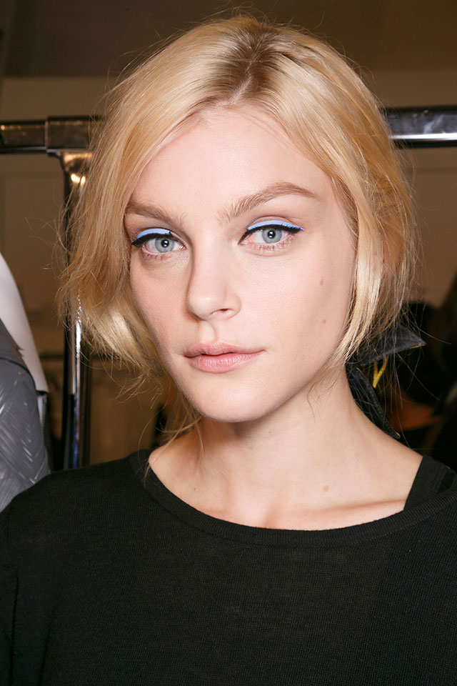 Красота в деталях: образ с показа Fendi (фото 5)