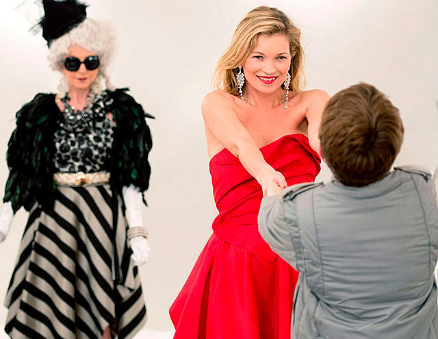 Первый взгляд: Кейт Мосс в сериале The Boy in the Dress (фото 3)