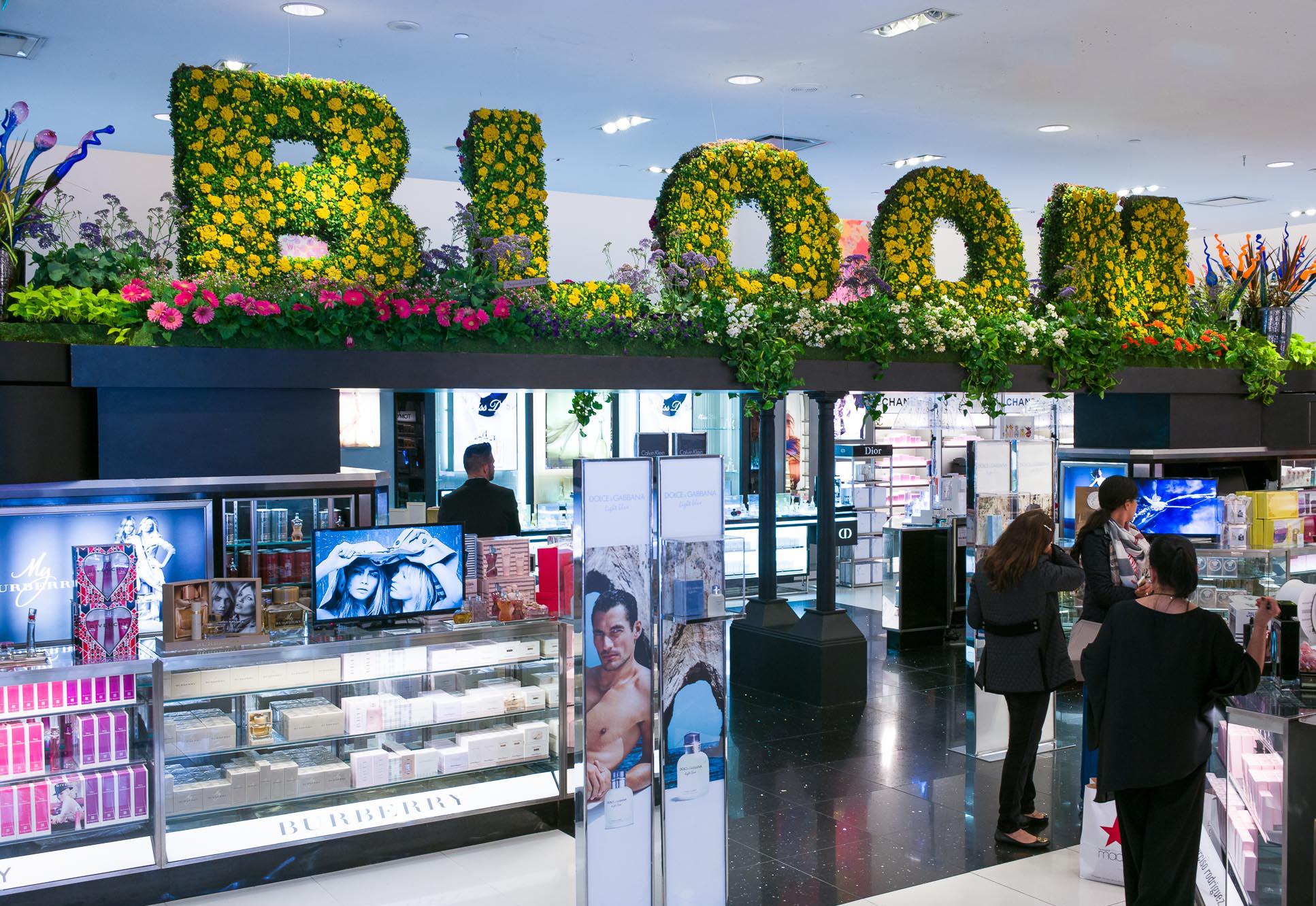 Цветущая арт-галерея (фото 5)