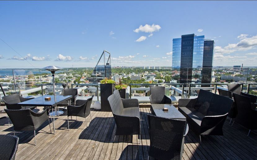 Карлсон живет на крыше: лучшие бары и рестораны Таллина с высоты птичьего полета (фото 17)