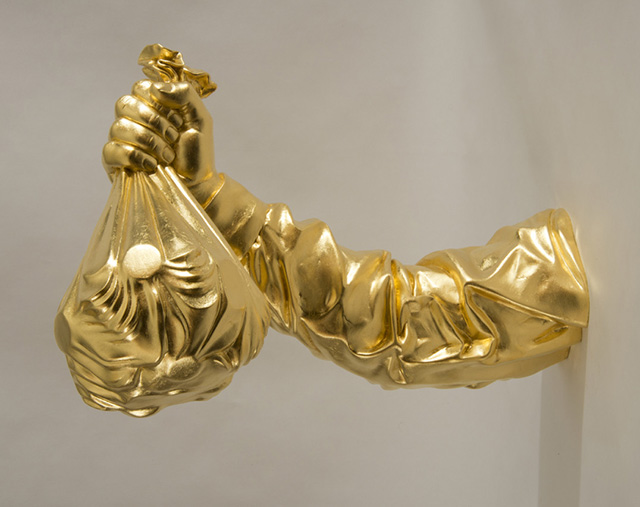 Золото в искусстве: новая выставка в Майами-Бич (фото 1)