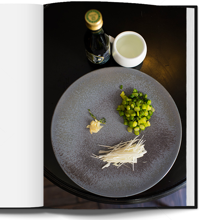 Блюдо недели: тунец со спаржей и кремом из бурраты (фото 1)