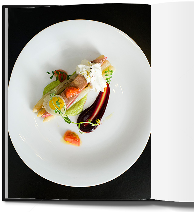 Блюдо недели: тунец со спаржей и кремом из бурраты (фото 11)